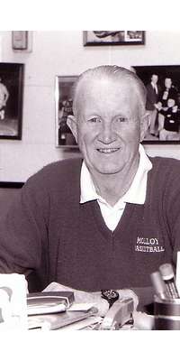 Jack Curran, American high school sports coach, dies at age 82